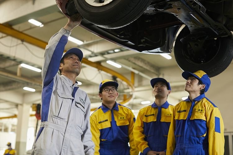 阪和鳳自動車工業専門学校画像