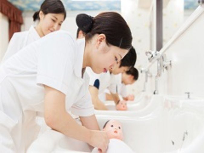 大阪医療看護専門学校