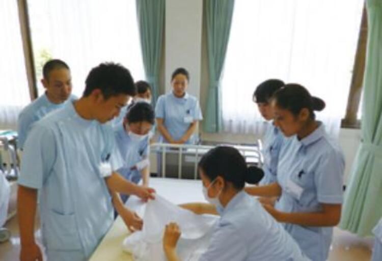 香里ヶ丘看護専門学校 看護学科 口コミ 学科情報をチェック みんなの専門学校情報