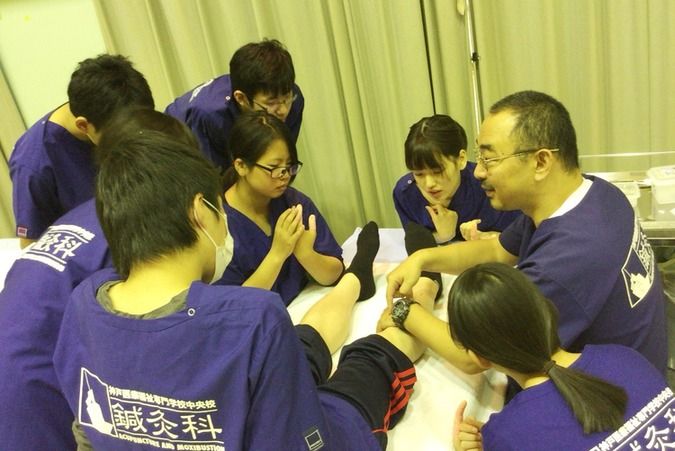 神戸医療福祉専門学校中央校