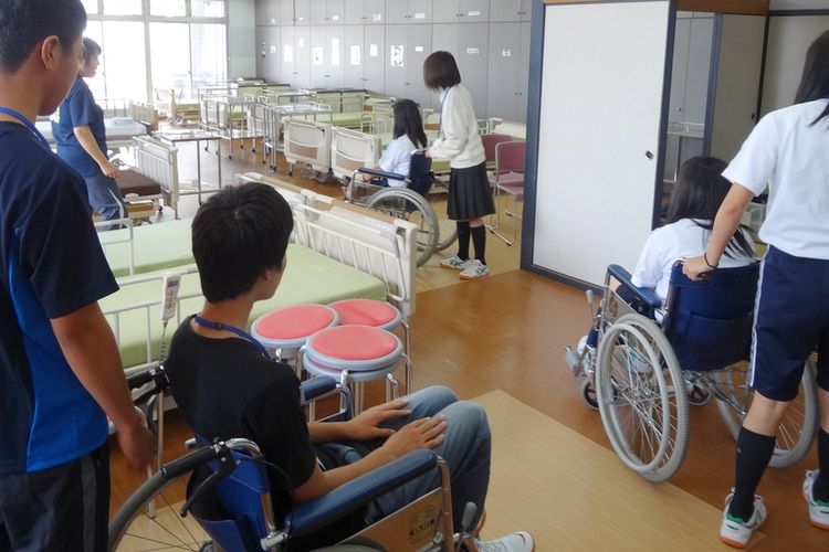 姫路福祉保育専門学校画像