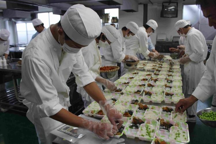 平田調理専門学校画像