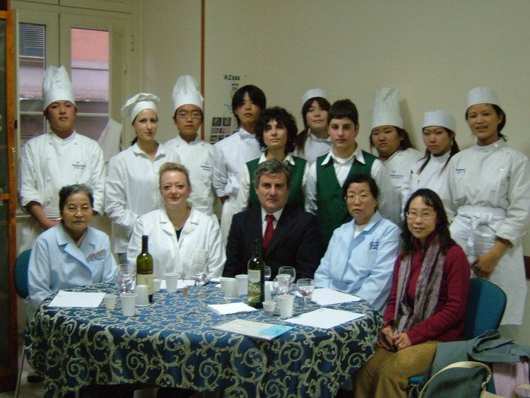 平田調理専門学校画像