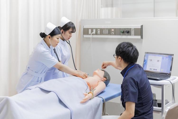 ハートランドしぎさん看護専門学校画像