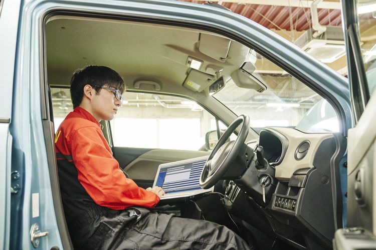 岡山科学技術専門学校画像