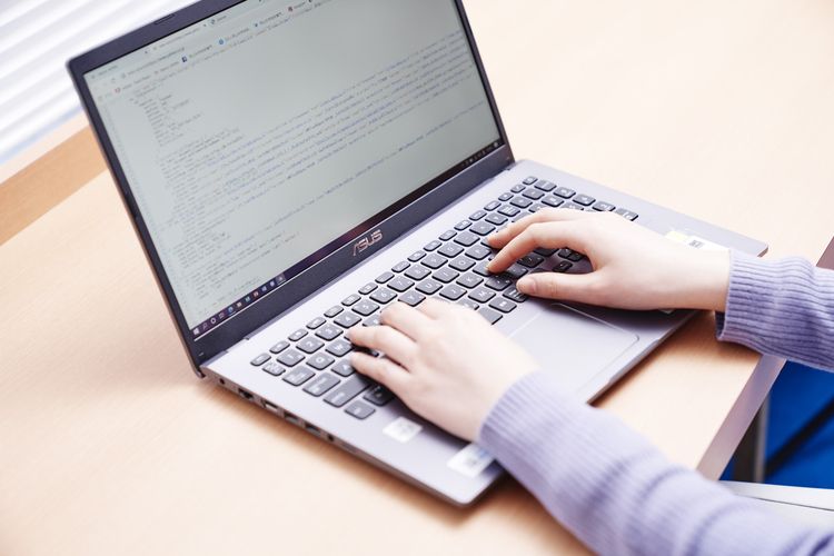 岡山科学技術専門学校画像