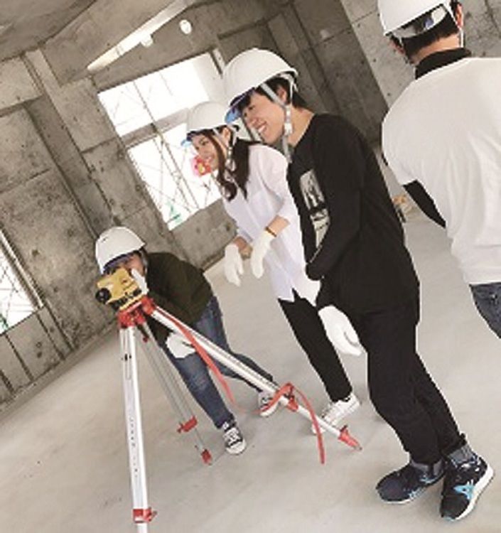 岡山科学技術専門学校画像