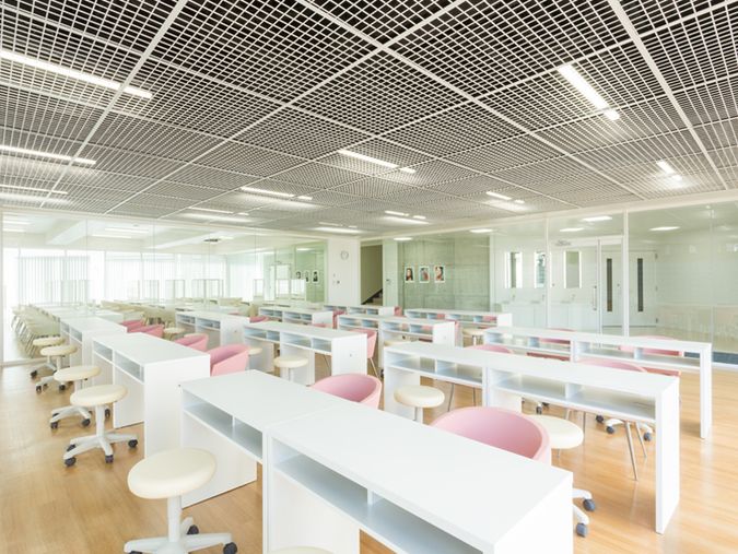 広島美容専門学校