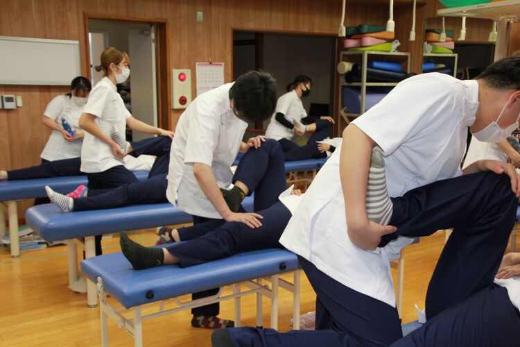 広島国際医療福祉専門学校画像