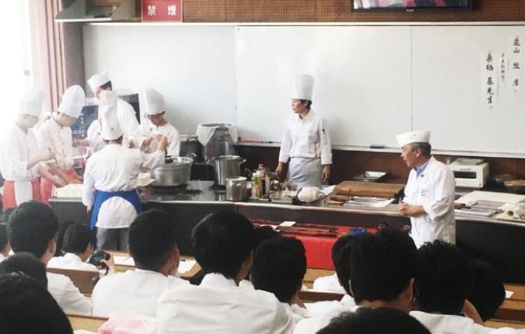 キッス調理技術専門学校画像