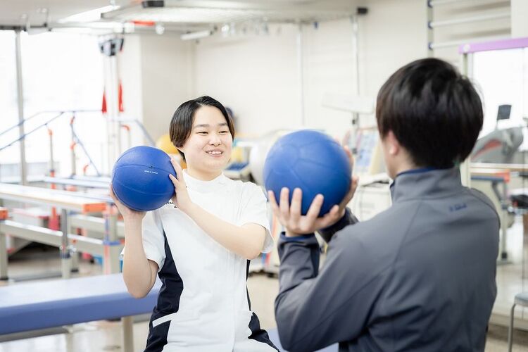 河原医療大学校の情報満載 - 学校選びは【みん専】