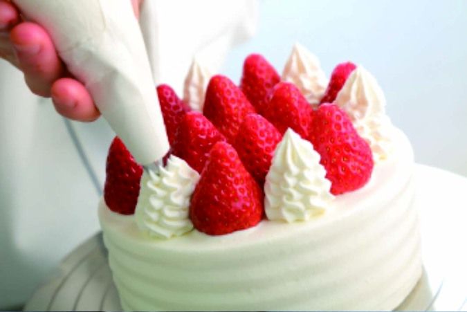 キャリナリー福岡ホテル・ウェディング＆製菓調理専門学校