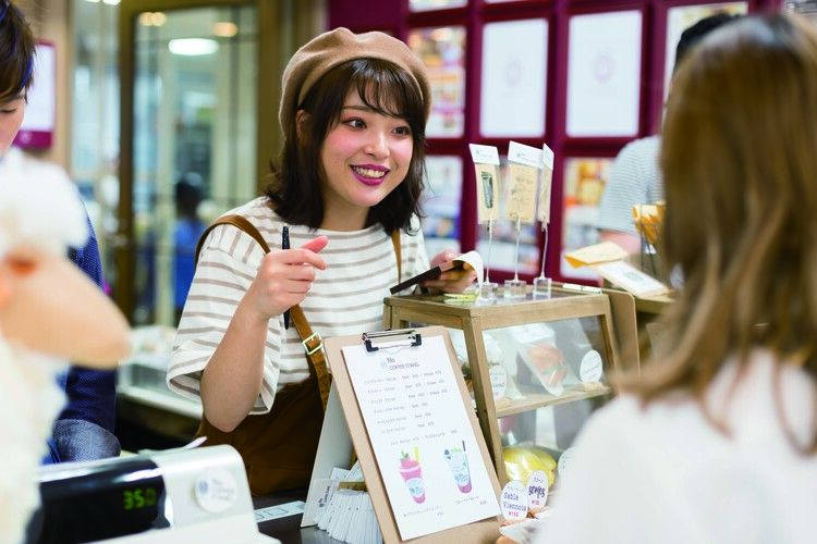 キャリナリー福岡ホテル・ウェディング＆製菓調理専門学校画像