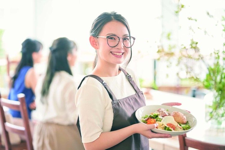 キャリナリー福岡ホテル・ウェディング＆製菓調理専門学校画像