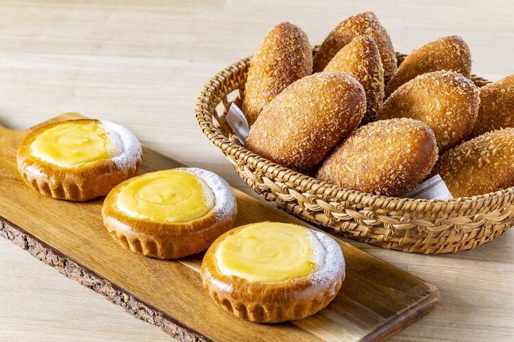 【製パンコース】揚げカレーパン・チーズクリームパン