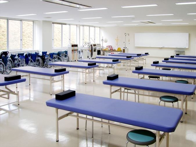 専門学校久留米リハビリテーション学院