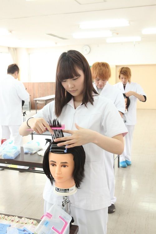 熊本高等理容学校画像