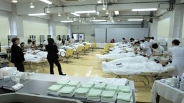 八代実業専門学校画像