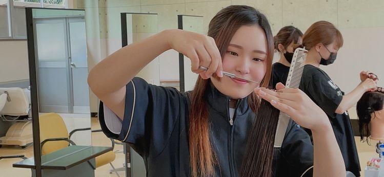 八代実業専門学校画像