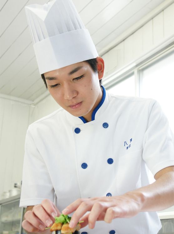 八代実業専門学校画像