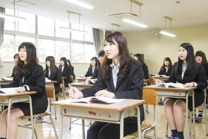 大分県歯科技術専門学校