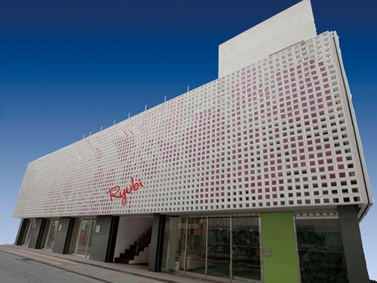 琉美インターナショナルビューティカレッジ画像