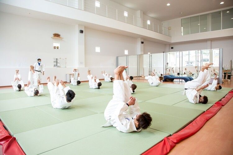 琉球リハビリテーション学院画像