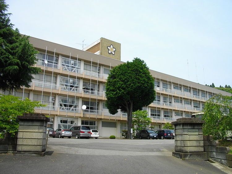 成東高等学校画像