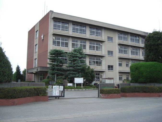 松戸馬橋高等学校外観画像