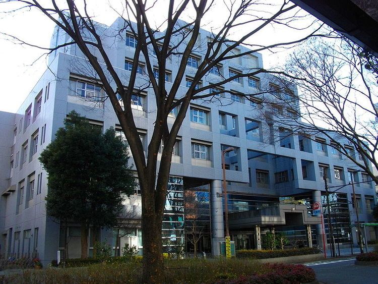 新宿山吹高等学校画像