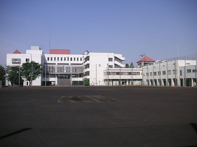 都立富士高等学校外観画像