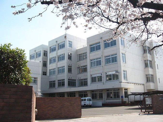 武蔵野北高等学校外観画像