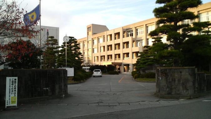 徳島商業高等学校外観画像