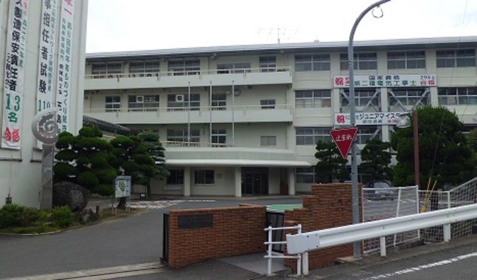 長崎工業高等学校外観画像