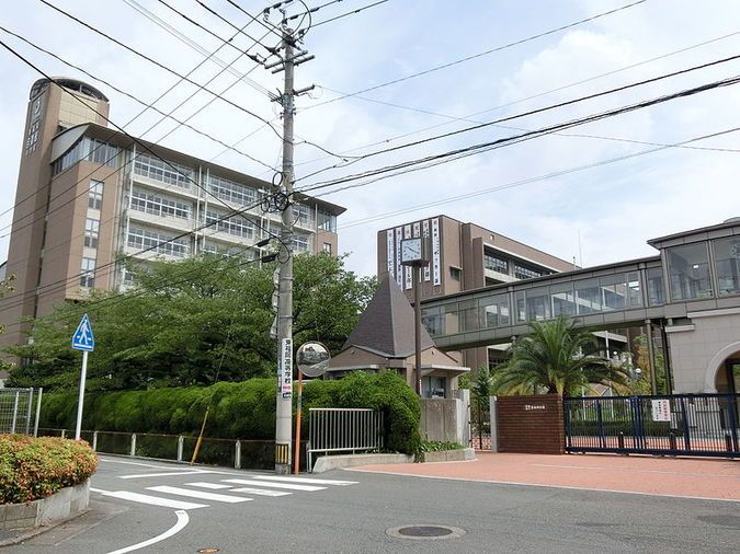 東福岡高等学校外観画像