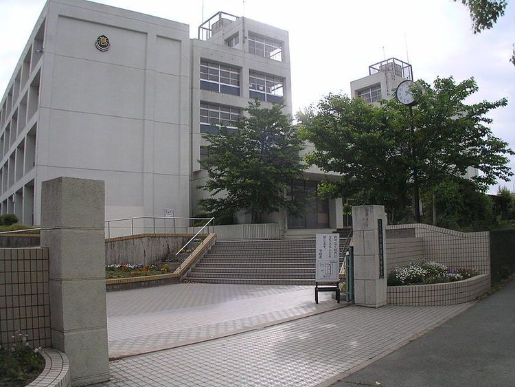 神戸高塚高等学校画像