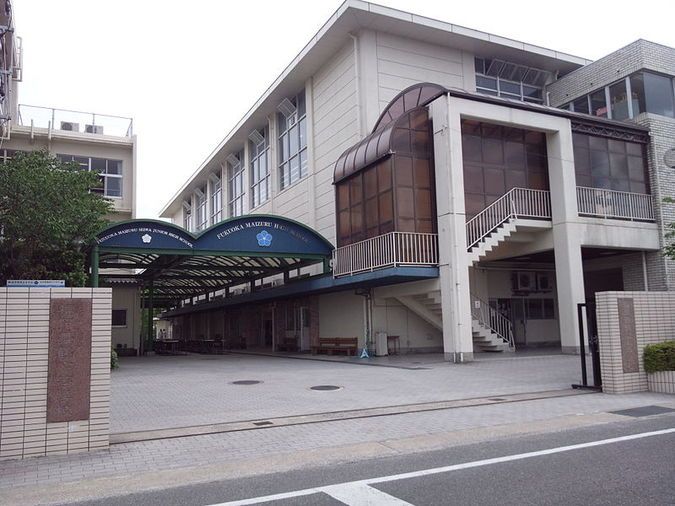 福岡舞鶴高等学校外観画像