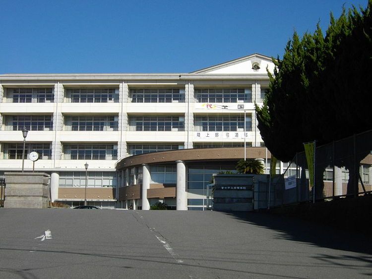 富士市立高等学校画像