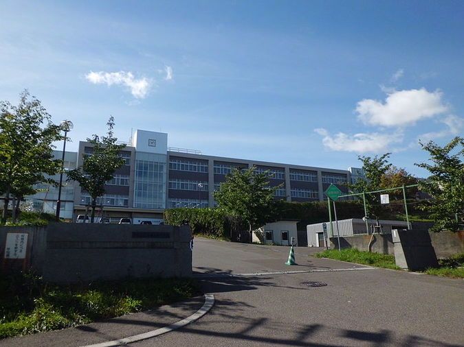 札幌旭丘高等学校外観画像