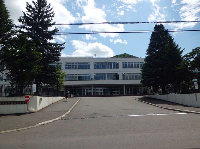 札幌西陵高等学校外観画像
