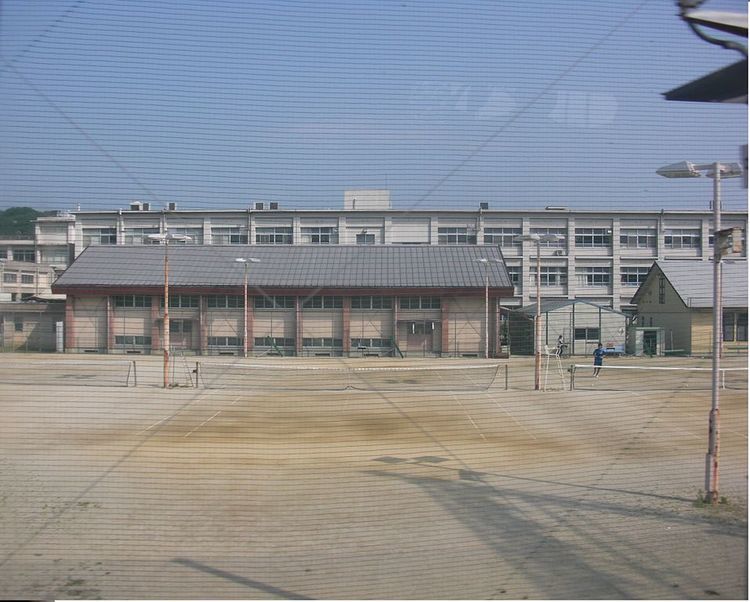 名張高等学校画像
