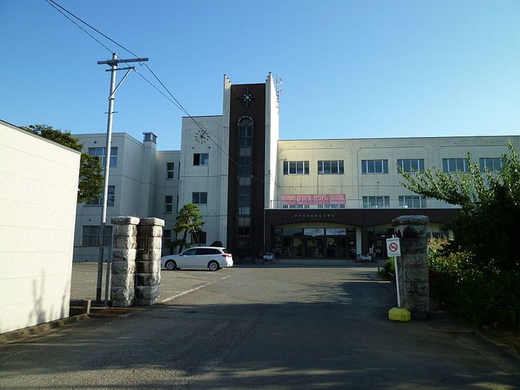 山辺高等学校画像