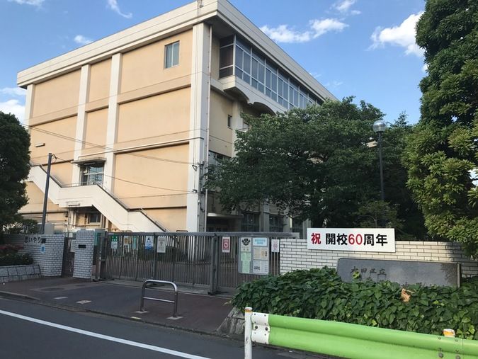 蒲田中学校外観画像