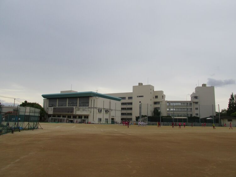 堺西高等学校画像