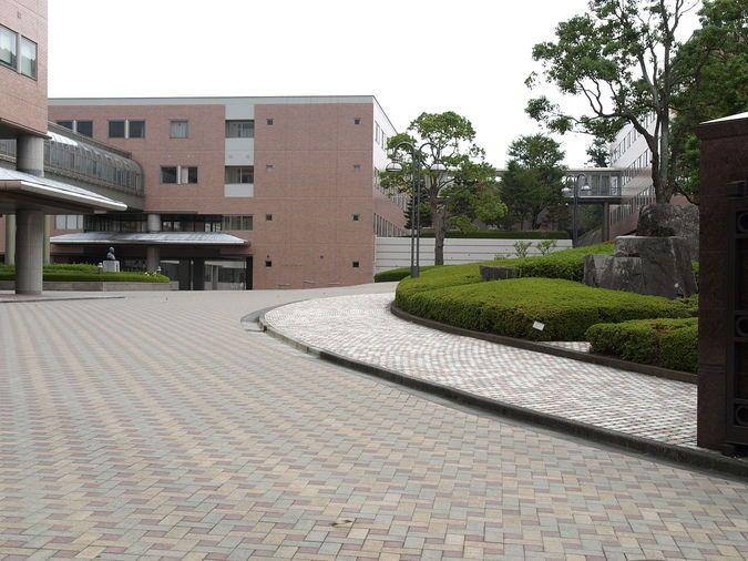 駒沢学園女子中学校外観画像
