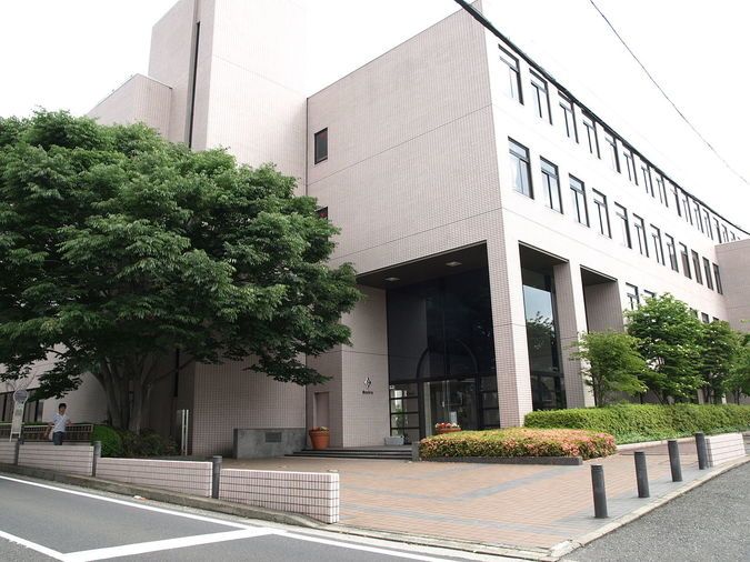 捜真女学校中学部外観画像