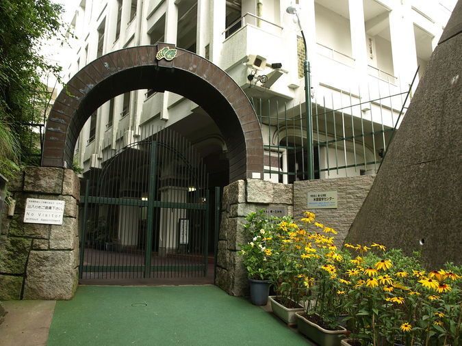 緑ヶ丘女子中学 横須賀市 偏差値 学校教育情報 みんなの中学校情報