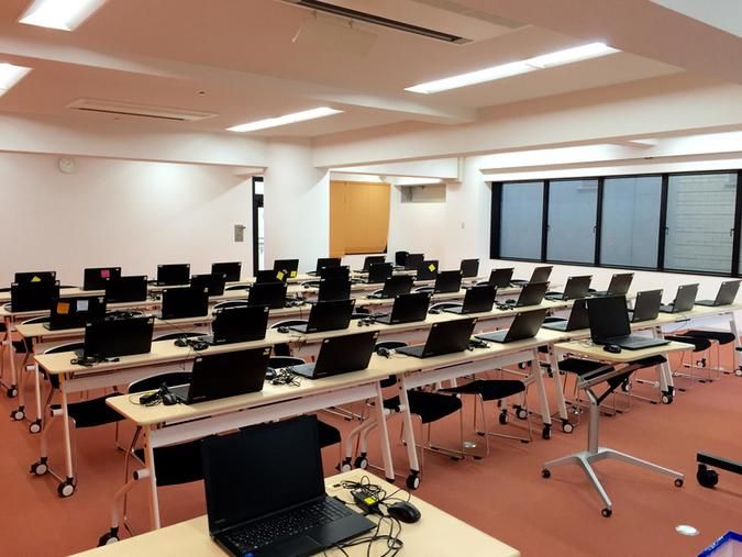 国際貢献専門大学校