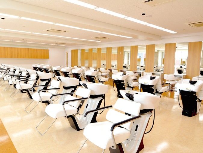 ジェイヘアメイク美容専門学校