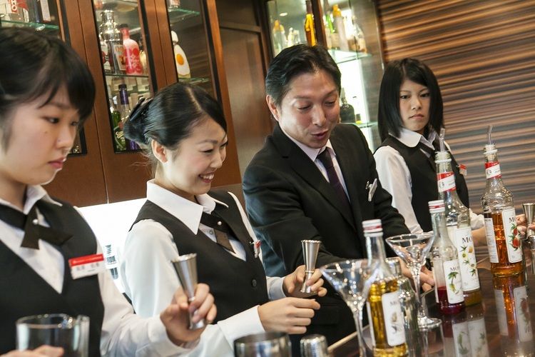 大阪外国語・ホテル・エアライン専門学校画像